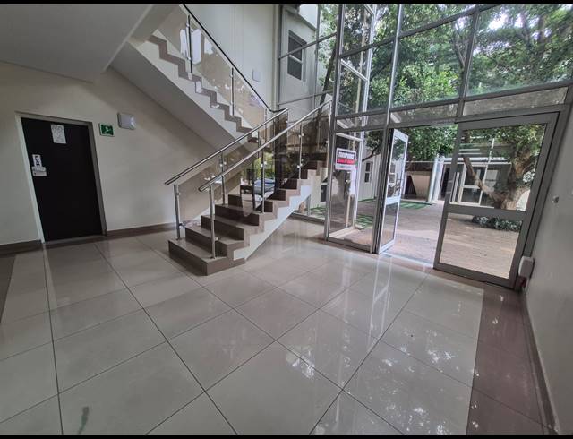 240M² OFFICE TO LET IN PAARDEPLAATS AH